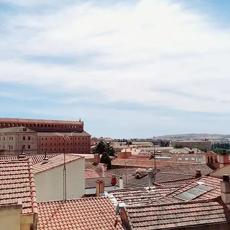Prior 16 - 3 A 50 M De La Plaza Mayor شقة *
